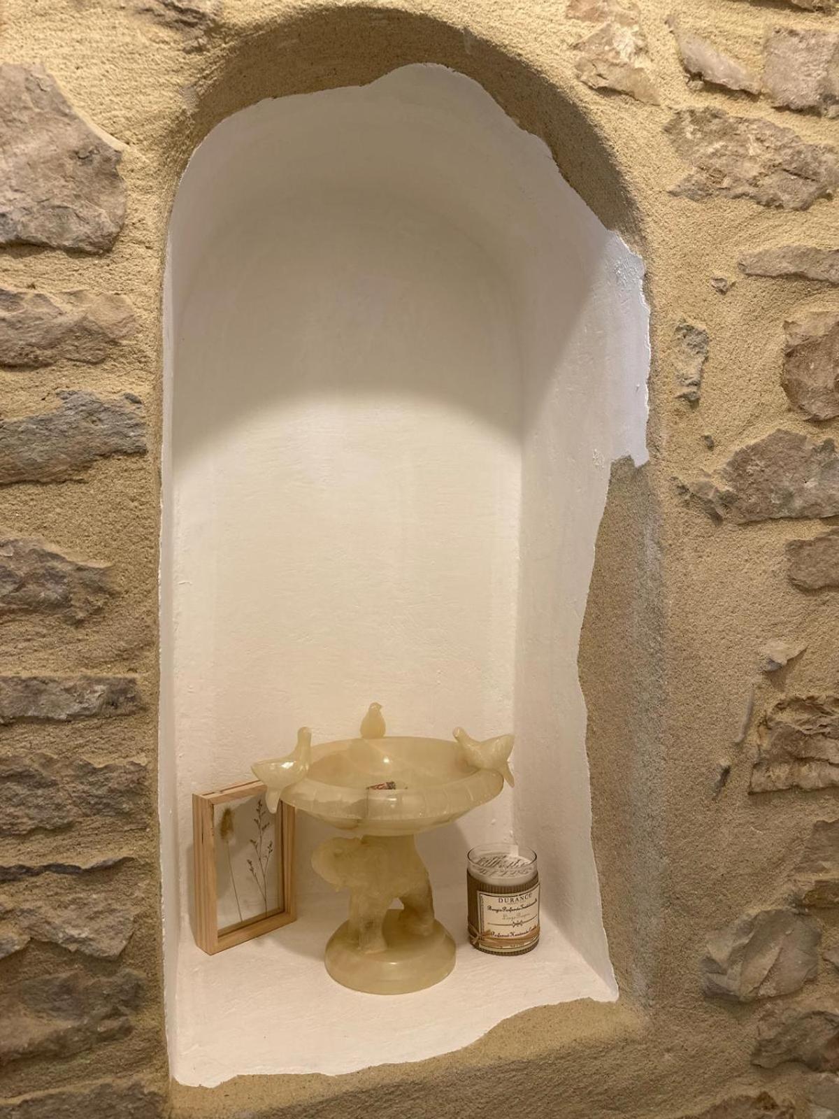 Au Coeur De L'ecusson Nîmes
